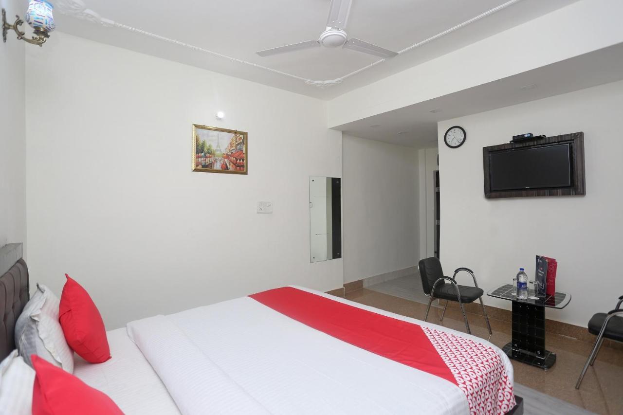 Oyo 18301 Hotel A-One Alwar Eksteriør bilde