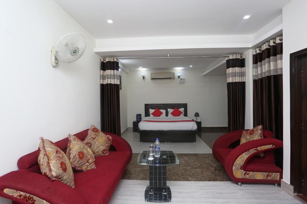 Oyo 18301 Hotel A-One Alwar Eksteriør bilde